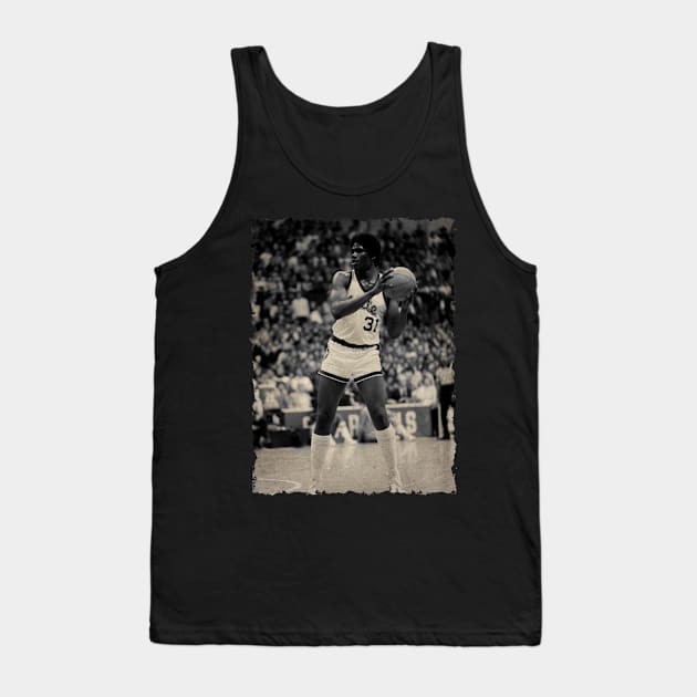 vintage - basketball - cazzie - russell - photo Tank Top by framehead